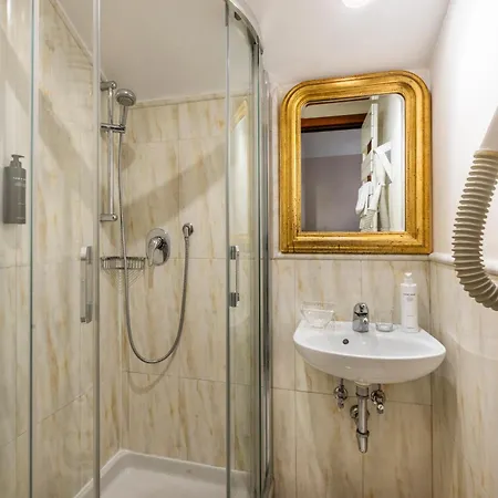 Casa Verardo Residenza D'epoca Hotel 3*