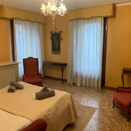 San Firmino Canal View Bed & Breakfast 2*