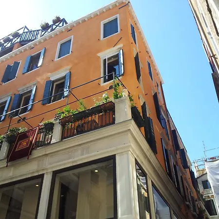 Piccolo A San Marco Apartment *