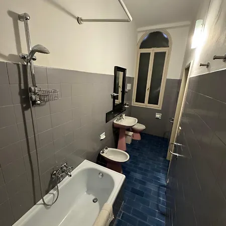 Charming Large Palazzo In Center For Up To 9 People