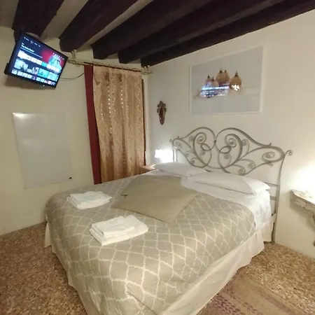 Historical Flat In Cannaregio, Apartment *