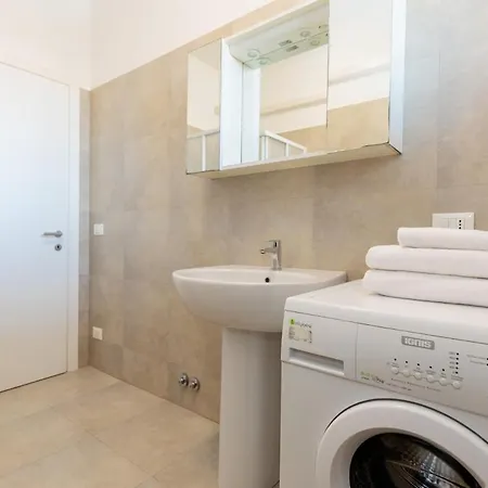 Signorile In Mestre 1 Min From Tram To Apartment *