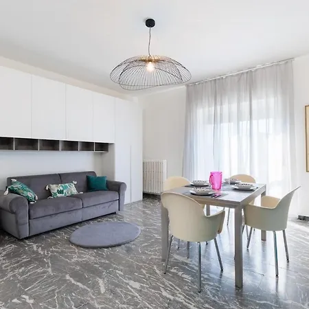 Signorile In Mestre 1 Min From Tram To Apartment Venice