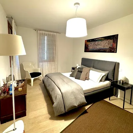 Bed and Breakfast Fortuny Βενετία