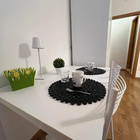 Apartment Sweet *