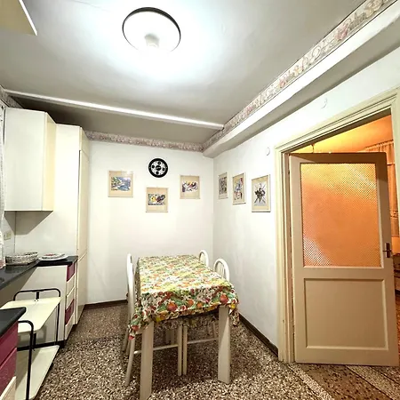 Con Vista Zattere Appartement *