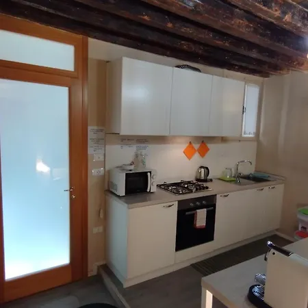 Ca Lirica Apartment *