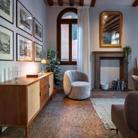 Ca' Vida Piano Nobile Apartment *