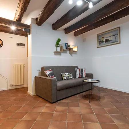 House Canal 1 * Venice