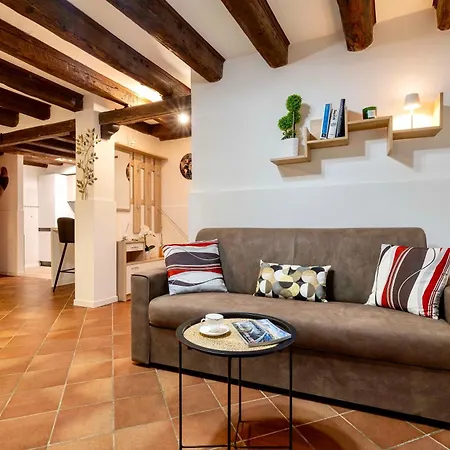 House Canal 1 * Venice