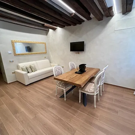 Vista Canale Apartment Venice