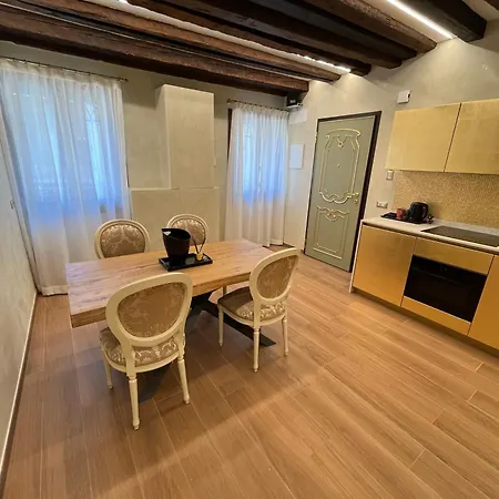 Apartment Vista Canale Venice