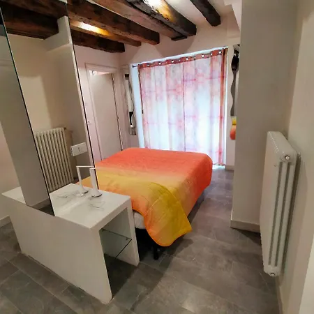Corte Morandi * Venice
