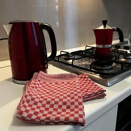 Bella Addai Apartment Venice