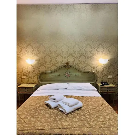 In Guest - Walter - Great *