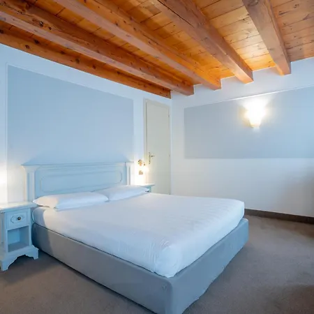Corte Rossa Bed & Breakfast 3*