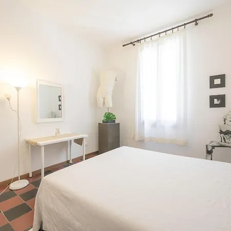 Arte E Cinema,10 Min From Venice,parking,wifi Apartment *