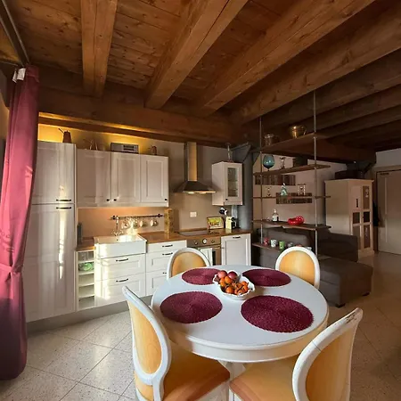 Molino Stucky Chimera - Canal View Apartment