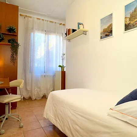 Ca De Le Chiovere - Historical Center Apartment
