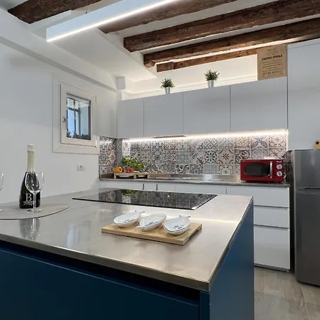Stella Bis, 500m From Rialto's Bridge * Venice