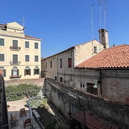 Stella Bis, 500m From Rialto's Bridge Apartment Venice
