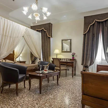 Dell'opera 3* Venetië