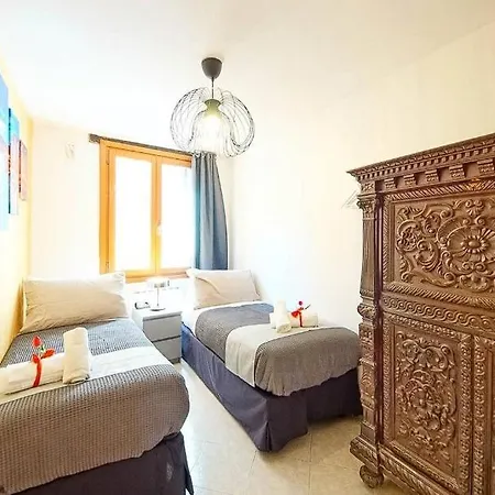 In ! On Whtsapp ! Check The Number From The Photos! Lovely * Venice
