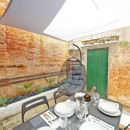 In ! On Whtsapp ! Check The Number From The Photos! Lovely Apartment
