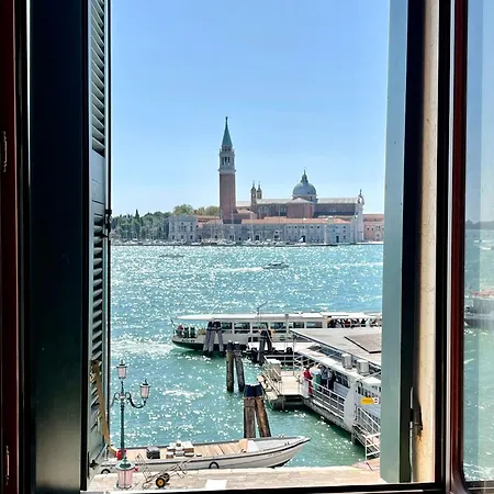 The B Collection - San Marco Riva Schiavoni