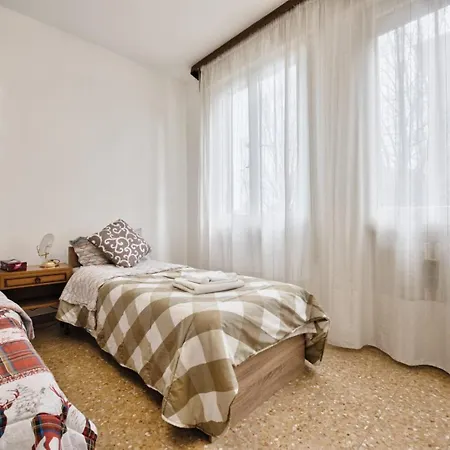 Urban Neighbour Guest house Venice