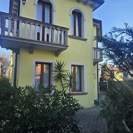 Marconi Guest house