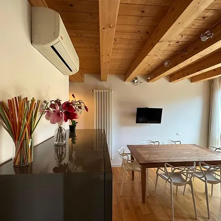 Apartment Loft Del Pozzo - With Garden Venice