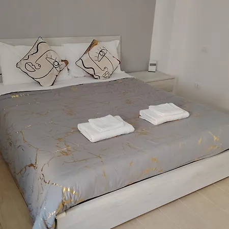 Hua Xia Room3 Venice
