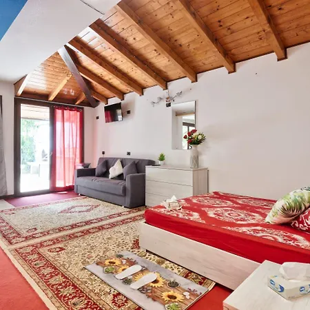 Jolly Guest house *