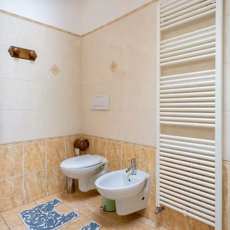 Jolly Guest house