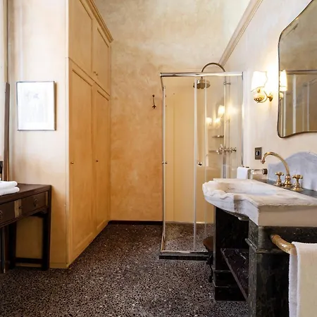 Apartment Palazzo Remer - Luxury - By Bricola