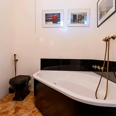 Palazzo Remer - Luxury - By Bricola Apartment *