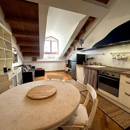 Judecca Apartment *