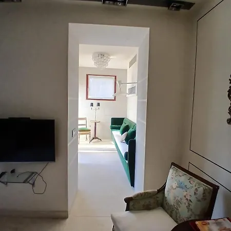 Grand Canal Diamond Apartment *