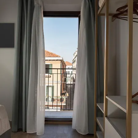Palazzo Dei Guardiani Apartment