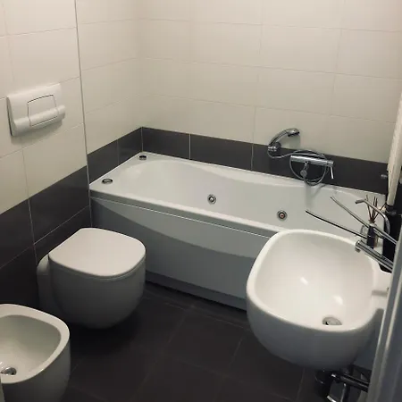 Homestay Stanza Privata Con Bagno Su Condiviso