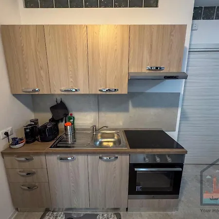 Apartment Casa Amicis - 5min Stazione Di Mestre Venice