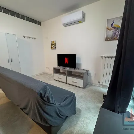 Casa Amicis - 5min Stazione Di Mestre Apartment Venice