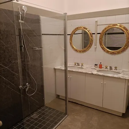 Palazzo Lion Morosini - Check In Presso Ai Santi Apostoli Guest house