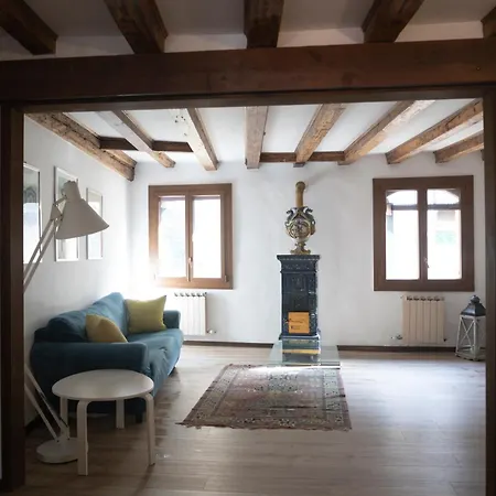 Apartment San Luca 1836 *