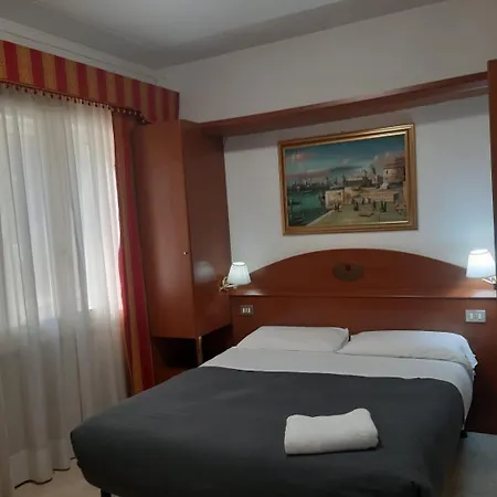 Tito Hotel Mestre