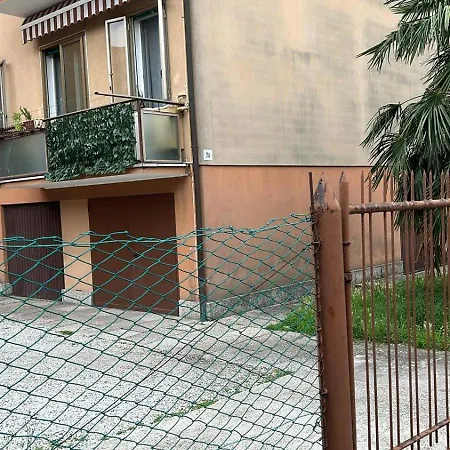 Cozy In With Free Parking Appartement Venise