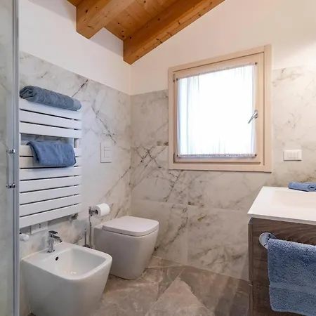 Stylish House Near With Parking Venedig