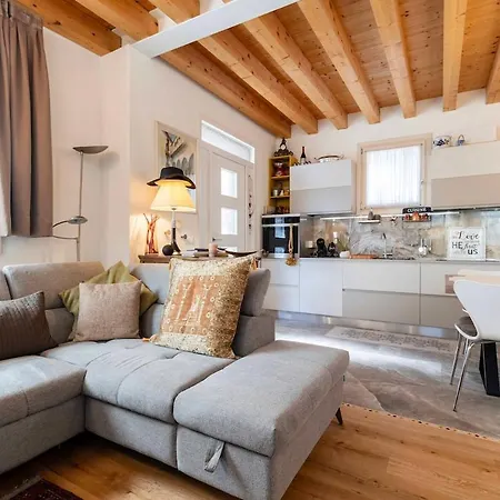 Stylish House Near With Parking Venedig