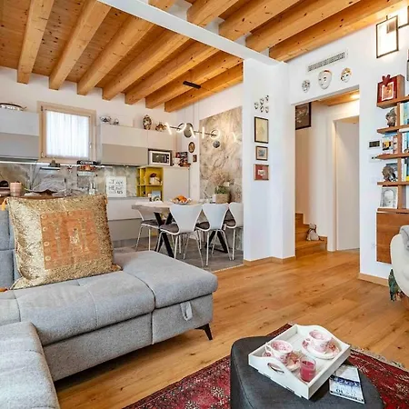 Stylish House Near With Parking Feriehus Venedig
